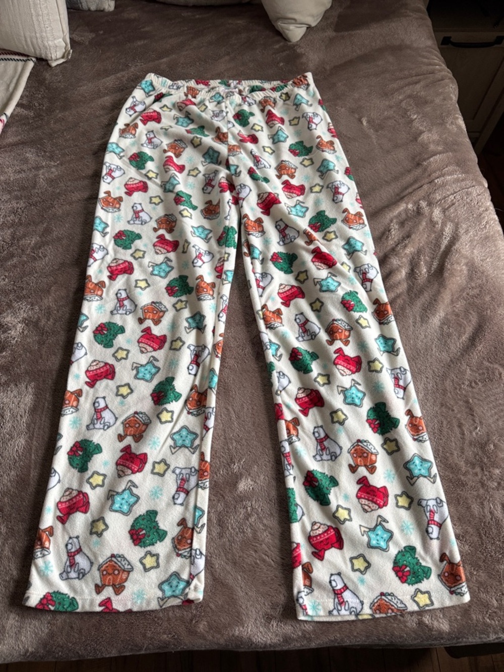 Wondershop White Holiday Fleece Pajama Pants with Red, Green & Teal Motifs